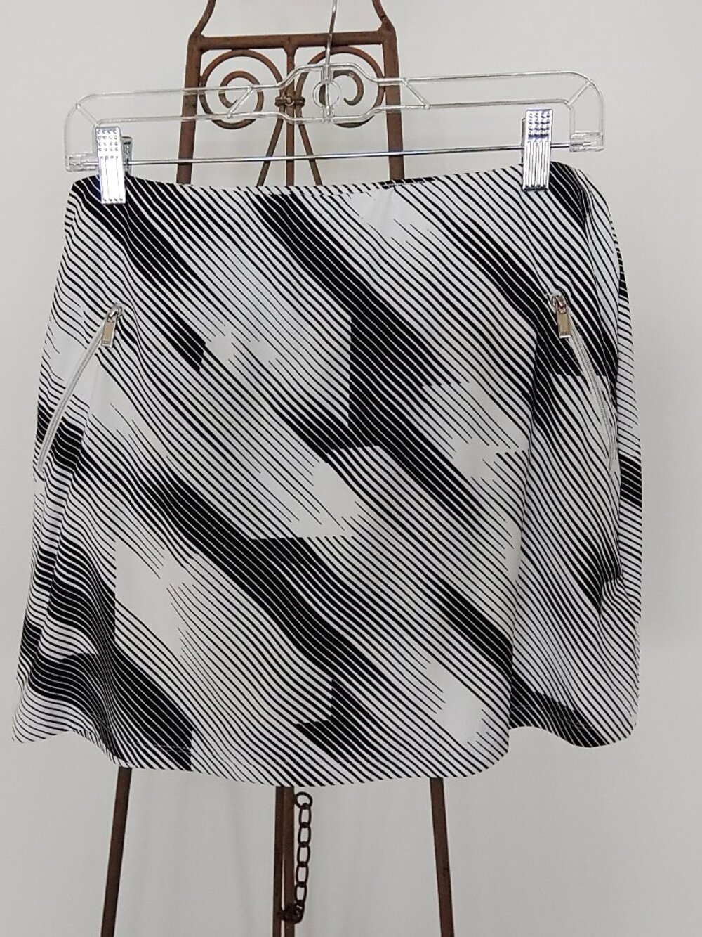 Tail Skort Golf Tennis Pickleball Black White Geometric Print Zipper Pockets M